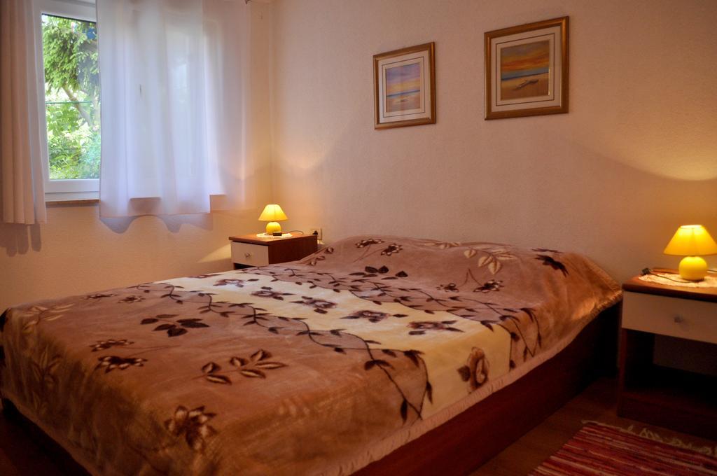 Apartments Val أوماغ الغرفة الصورة
