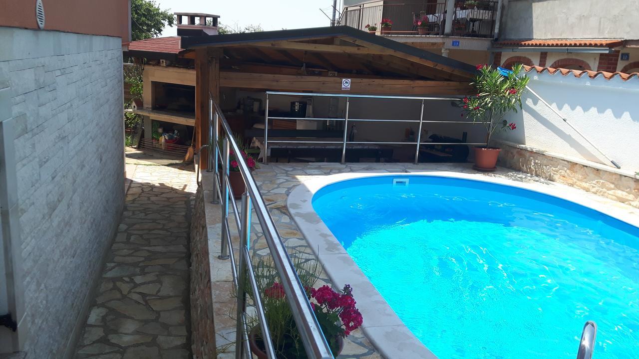 Apartments Val أوماغ المظهر الخارجي الصورة